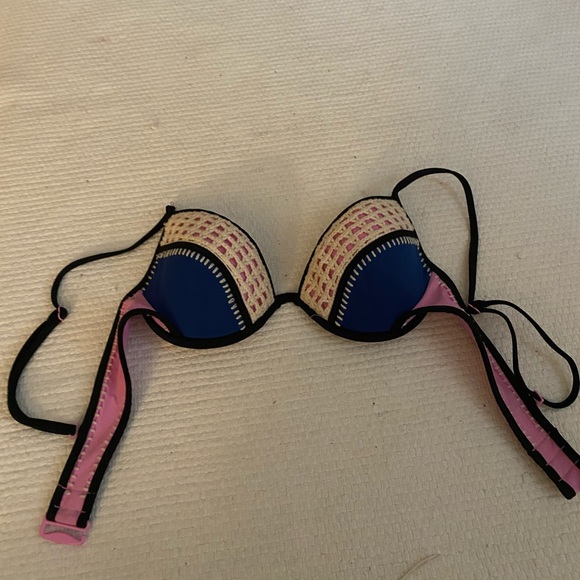 Victoria Secret Bikini Top bundle - Picture 4 of 4
